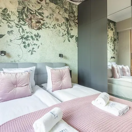 Platinum Apartment Premium דירה