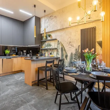 Platinum Apartment Premium דירה
